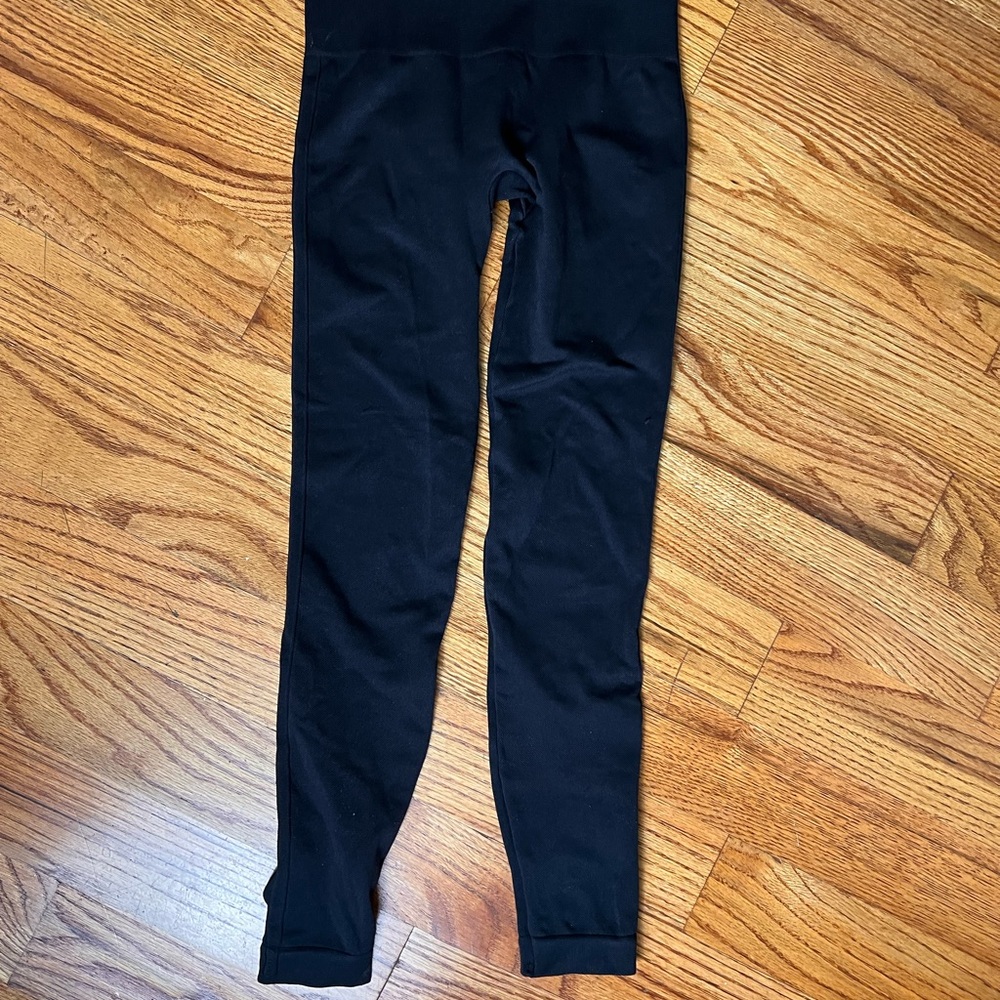 SPANX Black Look At Me Now High-Waisted Crop Leggings - Picture 2 of 6